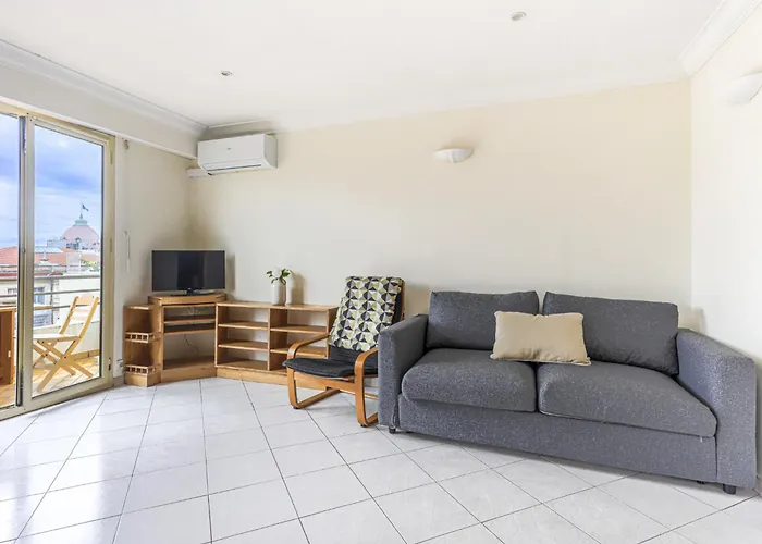 Le Mirazur By Interhome * Niza