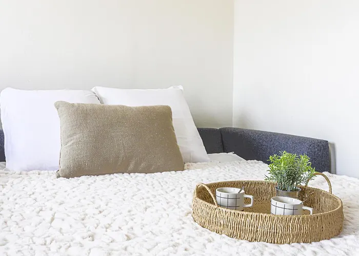 Le Mirazur By Interhome * Niza